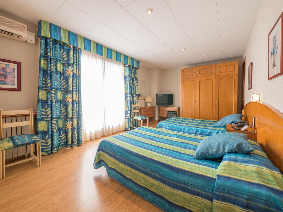 Checkin Garbi Hotel Calella Exterior photo